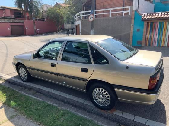 CHEVROLET VECTRA 2.0 MPFI CD 8V GASOLINA 4P MANUAL